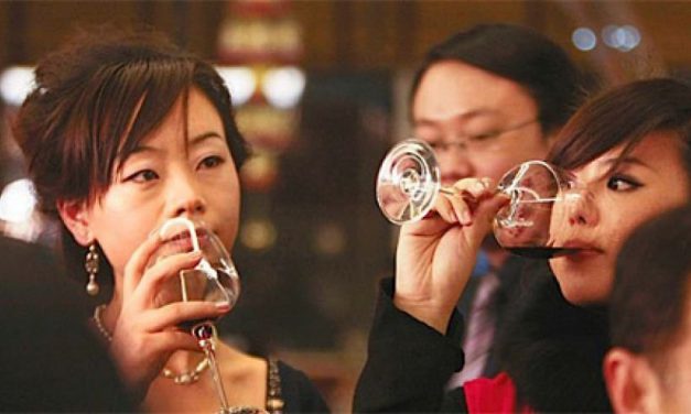 CINA: TUTELATI I MIGLIORI VINI E FORMAGGI ITALIANI