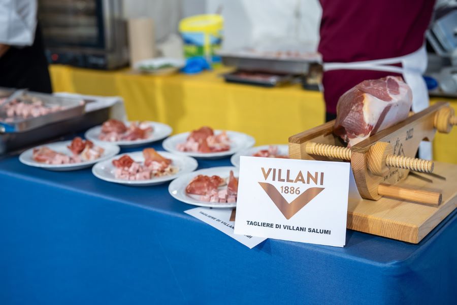 TRE MESI A CORTINA CON VILLANI SALUMI