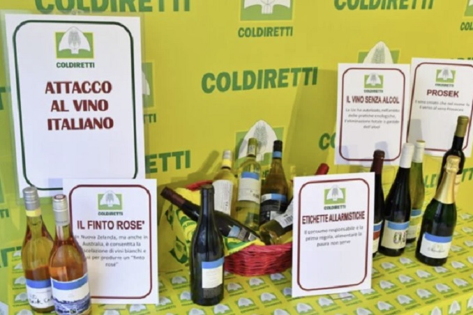 BASTA CON I VINI TAROCCHI